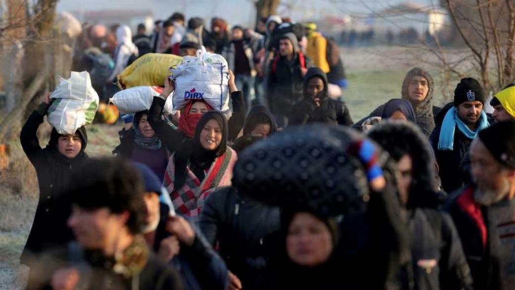 Над 76 хил. мигранти са пресекли границите на Турция с ЕС