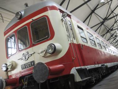 БДЖ пусна поръчка за автобусни превозвачи