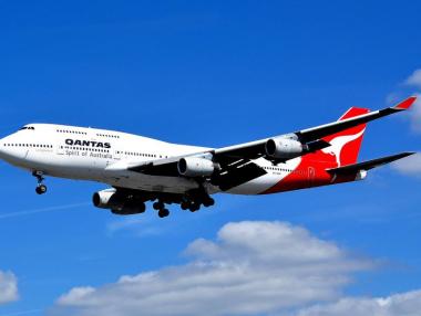 Изпълнителният директор на Qantas се отказа от заплатата си