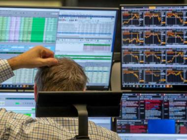 Пазарите в Европа се стабилизират след най-големия шок от кризата насам