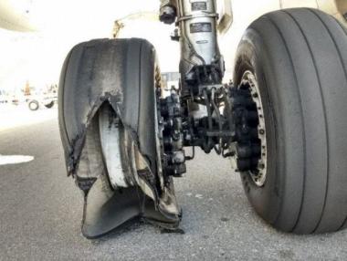 EASA предлага постоянен мониторинг на налягането на самолетните гуми