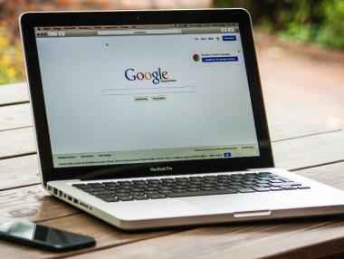 Служителите на Google в цяла Северна Америка остават вкъщи за месец