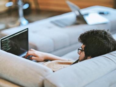 Българският ИКТ бизнес ще преболедува коронавируса по-леко