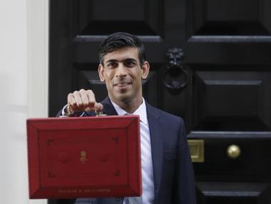 Британското правителство ще насочи $39 млрд. срещу коронавируса