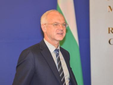 Велев: Липсват държавни мерки за опазване на икономиката