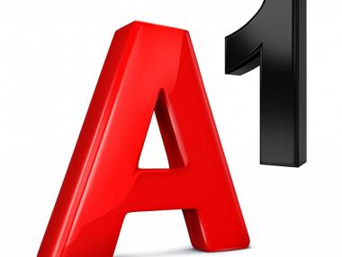 А1 дари на „Александровска“ средства за пет дихателни апарата