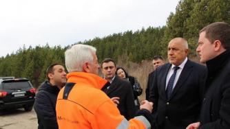 Перничани вече имат вода по 10 часа на ден