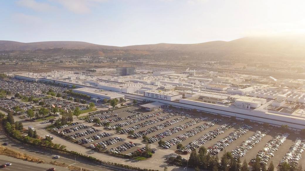 Tesla ще затвори единствената си автомобилна фабрика в САЩ