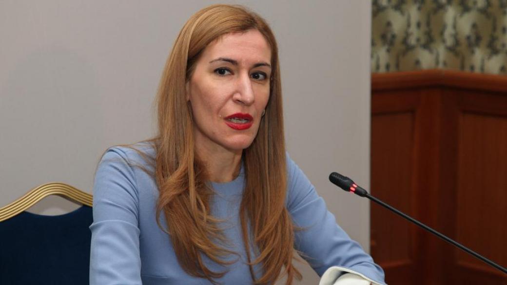 Ангелкова: Туроператорите ще издават ваучери за неосъществените екскурзии