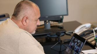 Правителството забрани износа на предпазни медицински средства