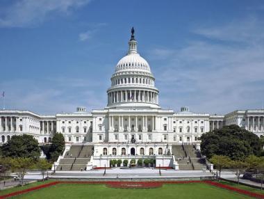 САЩ постигнаха сделка за пакета стимули за $2 трлн.