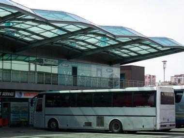 С 99% намаляха пътниците на междуградските автобуси