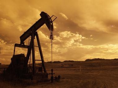 Цените на петрола смениха посоката и отново тръгнаха надолу