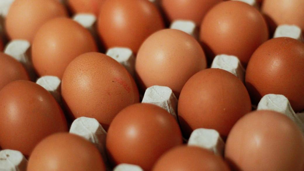 Яйцата поскъпнаха със 180% в САЩ заради презапасяването