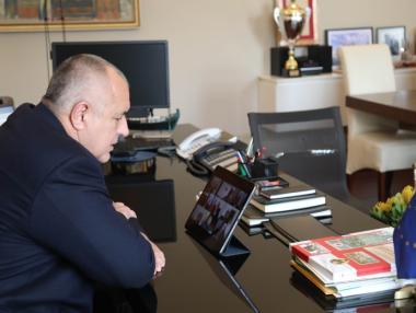 България купува от Китай маски и респиратори за 6 млн. лв.