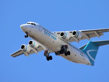 Над 150 българи не могат да се приберат от Дубай и Тенерифе