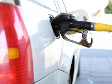 Солидарни ли са бензиностанциите с хората в кризата?