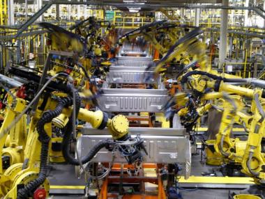 Над 1.1 млн. души от автомобилните заводи на Европа са без работа