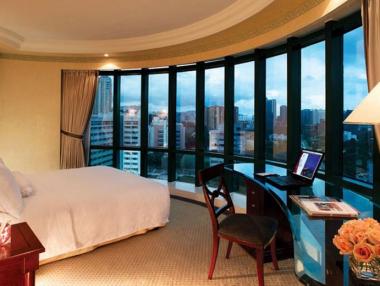 Кризата отложи отварянето на Hyatt и Grand Hotel Millennium в София