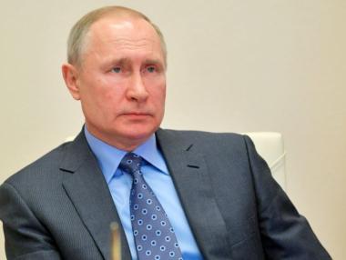 Целият април става неработен в Русия, но заплати ще има