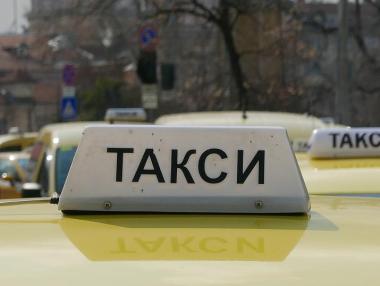 Между 70 и 90% от таксиметровите шофьори вече са останали без работа