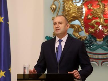 Румен Радев: Мизерията не е спасение от вируса