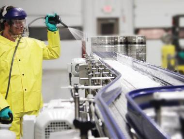 Досега кризата е ударила 68 средни и големи фирми