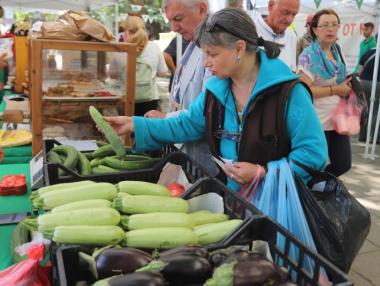 Ананиев разпореди на общинските власти да облекчат фермерите