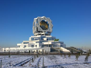 Защо Туркменистан още не е обявил нито един случай на Covid-19?