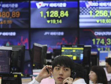 Пазарите продължават да се лутат между добри и лоши новини