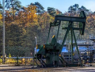 Петролът поскъпна след два дни понижения