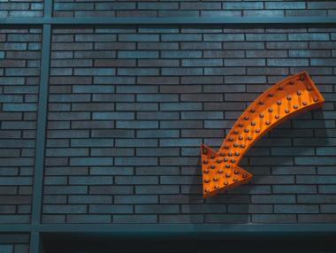 Икономическата криза бързо може да стане дългова