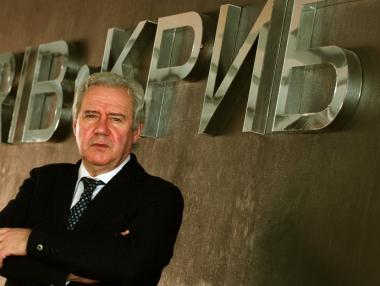 Държавата кара фирмите да затварят и след това ги одобрява по схемата „60/40“