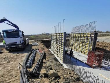 Последният етап от новия път Бургас-Слънчев бряг ще е готов до лятото