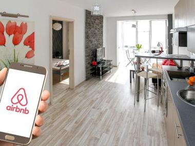 Airbnb пое втори дълг от $1 млрд. в опит да спаси бизнеса си