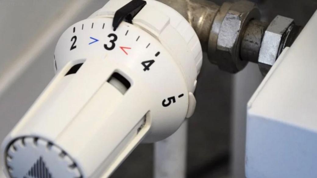 Въпреки евтиния газ топлофикациите искат драстично увеличение на цените