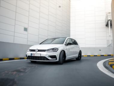 Volkswagen рестартира производството си в Европа другата седмица