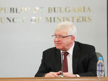 Ананиев подписа заповедта, с която се блокира влизането и излизането от София