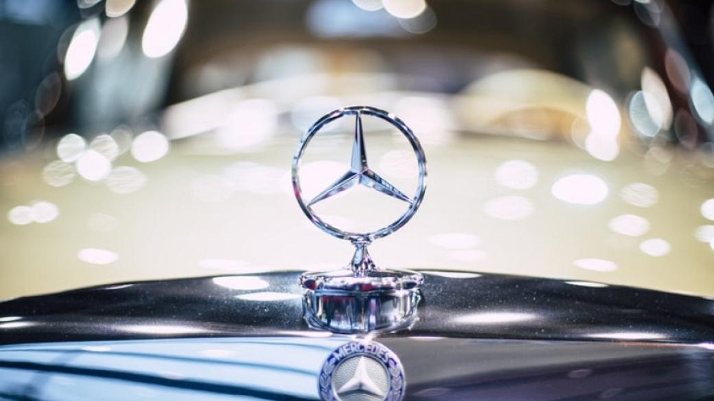 Daimler възобновява производството си в понеделник