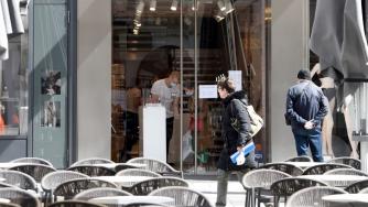 Австрия отваря и ресторантите от 15 май