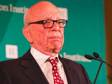 Мениджърите на Fox Corp се отказаха от заплатите си