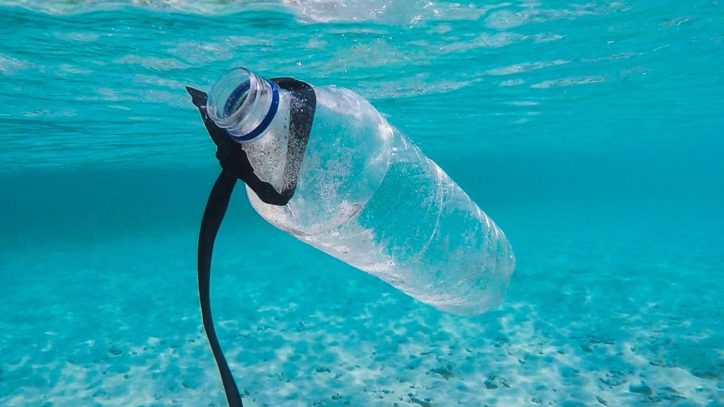 Пластмасата в океана може да бъде открита от космоса