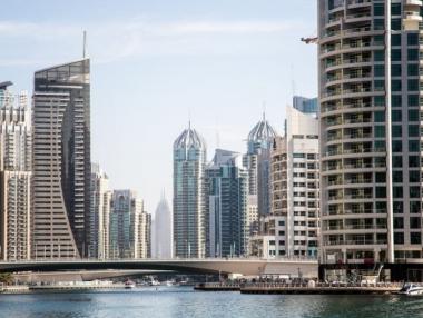 Дубай е близо до поредната дългова криза