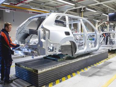 Volvo Car съкращава 1300 души в Швеция