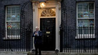 Кога Джонсън ще върне Великобритания на работа?