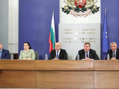 Кабинетът подкрепи „строителното цунами“