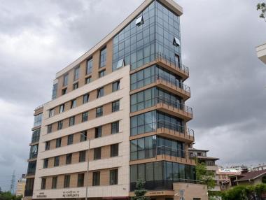 Коронакризата допълнително усложни ситуацията на офис пазара