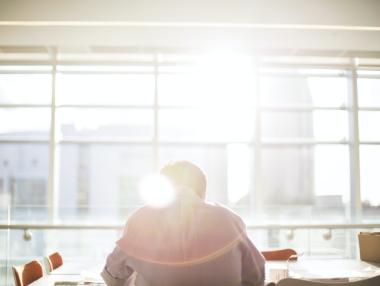 „60/40“ ще засегне близо 142 000 служители