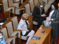 Депутатите одобриха на първо четене по-голямата власт на здравния министър