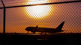 Не всички авиолинии страдат заради коронавируса